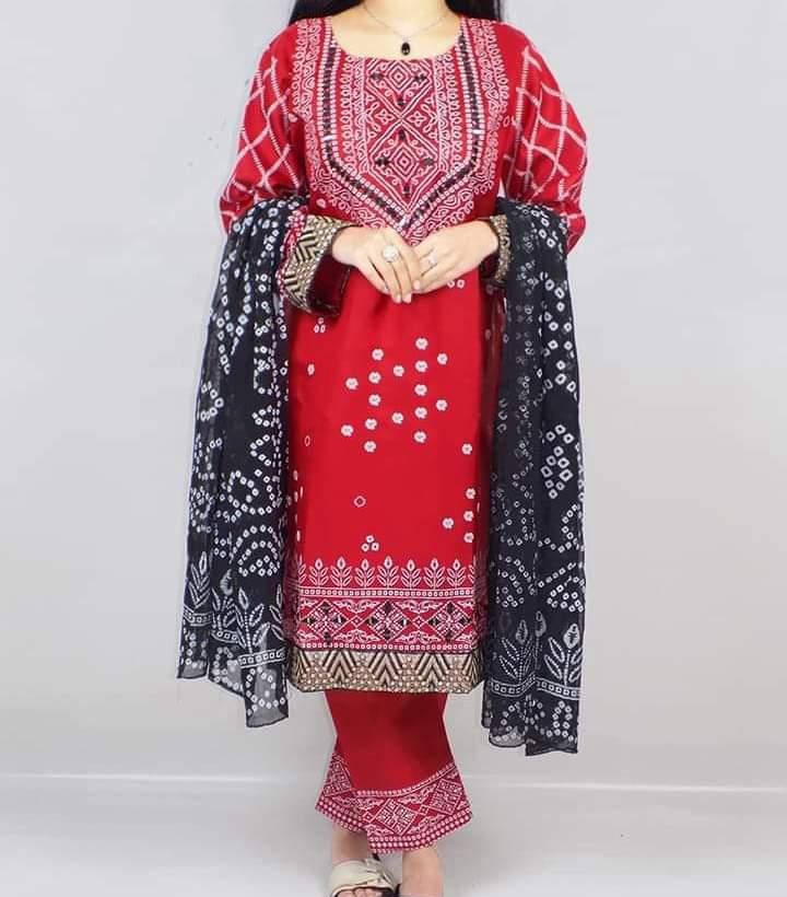   Ladies Stitched 3-Piece Suit in Pakistan 
