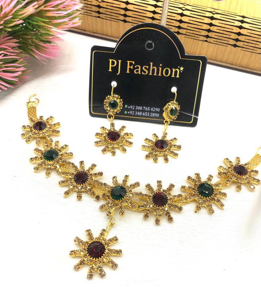  Ladies Jewellery Set in Pakistan 